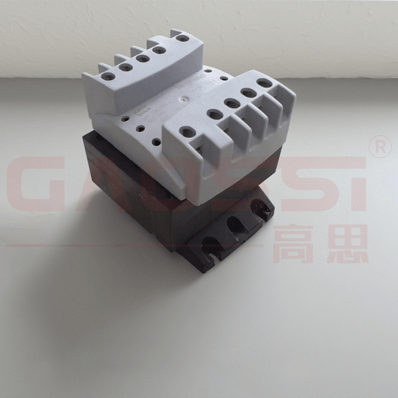Legrand 罗格朗 单相安全变压器042872,100VA